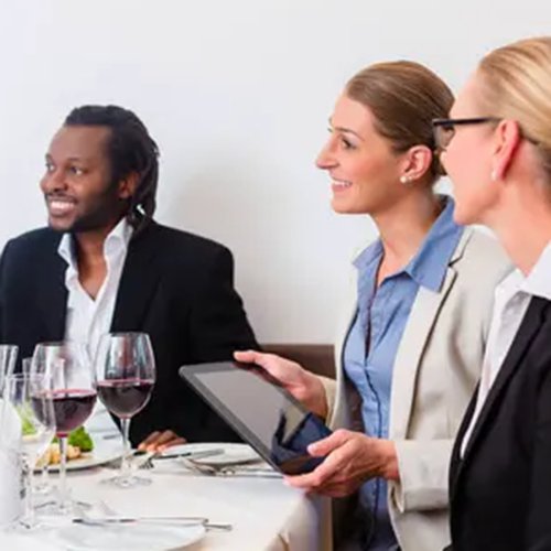 2022年8月，青島庫曼電器有限公司榮獲“青島市制冷電器精控節(jié)能技術(shù)創(chuàng)新中心”。